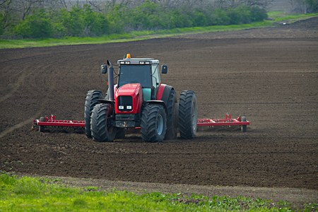 Abilitazione all'uso del trattore agricolo