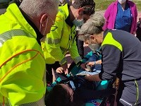 Carpi, donati tre kit per il trasporto in sicurezza dei bambini sulle ambulanze del 118