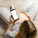 Dalla gravidanza al parto, ai mesi successivi alla nascita del bimbo: in Emilia-Romagna per le donne c'è l'app "Non da sola"