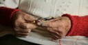 Da lunedì 15 giugno in Emilia-Romagna riprendono le visite nelle strutture residenziali per anziani e persone con disabilità