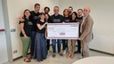 Il gruppo “Pieve Skin” ha consegnato in Regione un assegno da 15mila euro in favore dell’associazione Codice Viola, che da anni aiuta i malati di tumore al pancreas e le loro famiglie