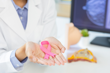 Torna mercoledì 4 febbraio la Giornata mondiale contro il cancro, calano in Emilia-Romagna tasso di mortalità e nuove diagnosi