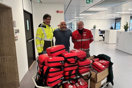 La Regione dona 40 defibrillatori alla Croce Rossa Italiana