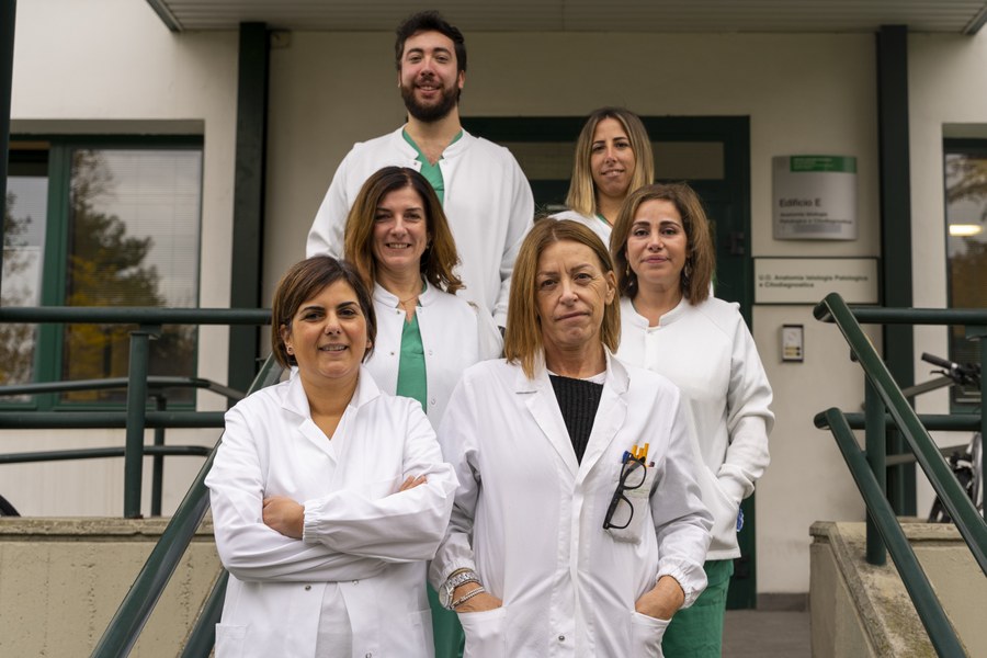 Team della banca delle Cornee della Regione Emilia-Romagna, Ospedale Maggiore di Bologna 