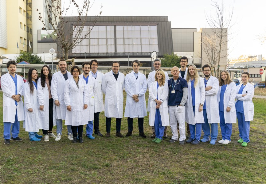 Team del UOC di Chirurgia Oncologica Epato-bilio-pancreatica e Chirurgia dei Trapianti di fegato, Azienda Ospedaliero-Universitaria Policlinico di Modena.